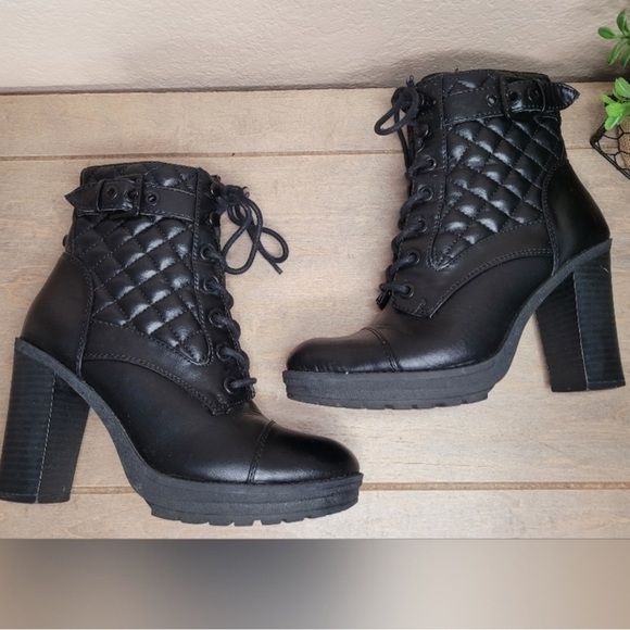 G by Guess Shoes - G by Guess Black Quilted Lace-Up Heeled Ankle Boots - Size 6